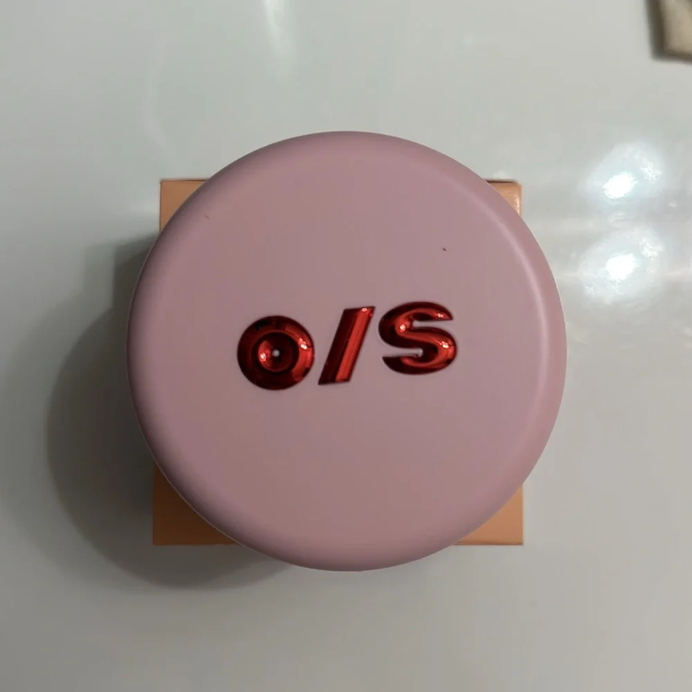One/Size Beauty setting powder